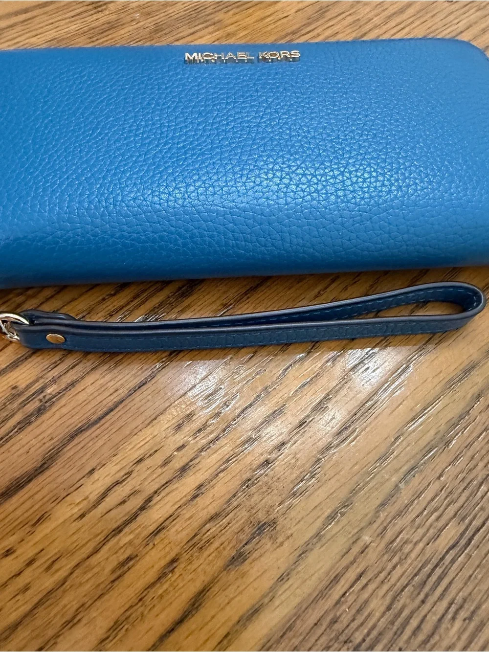 NWOT Michael Kors Blue Pebbled Leather Zip-Around Wristlet Wallet